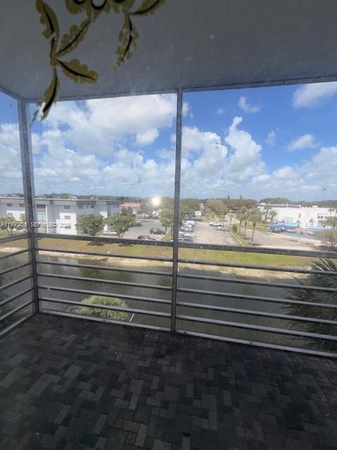 CASTLE APARTMENTS 14 COND - Residential