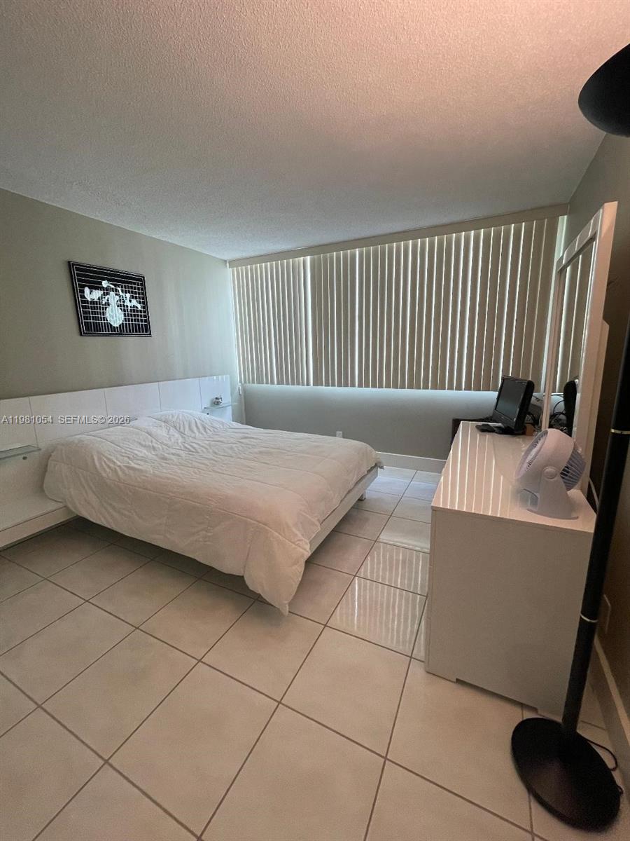 TRAFALGAR TOWERS - Residential Lease