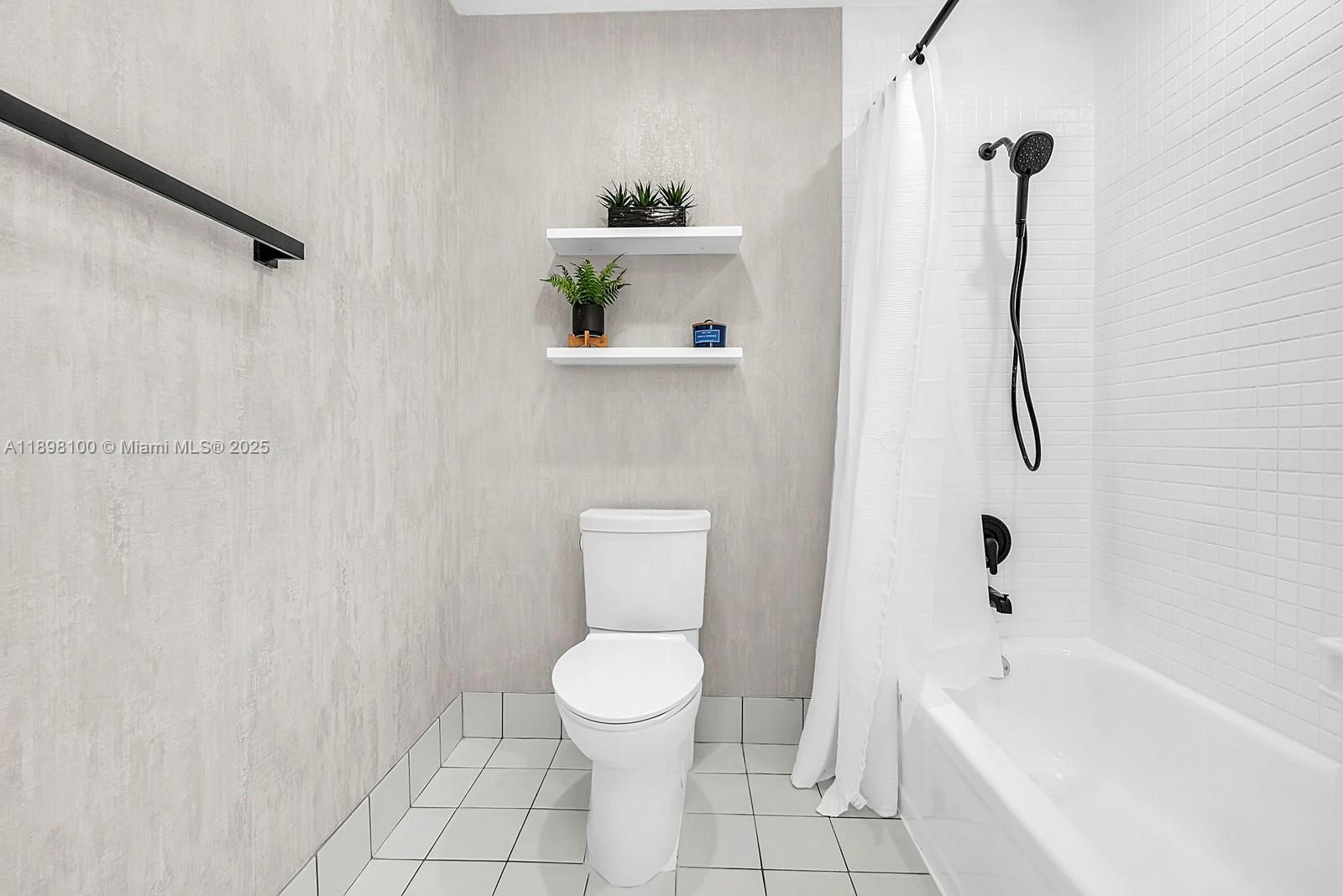 FLA FRUIT LANDS - Residential