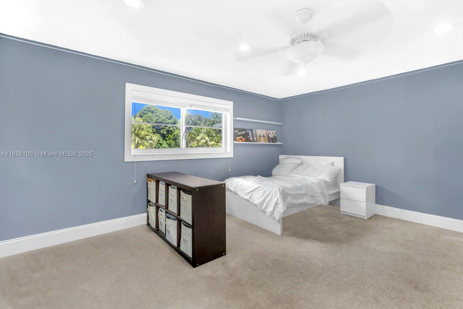 FLA FRUIT LANDS - Residential