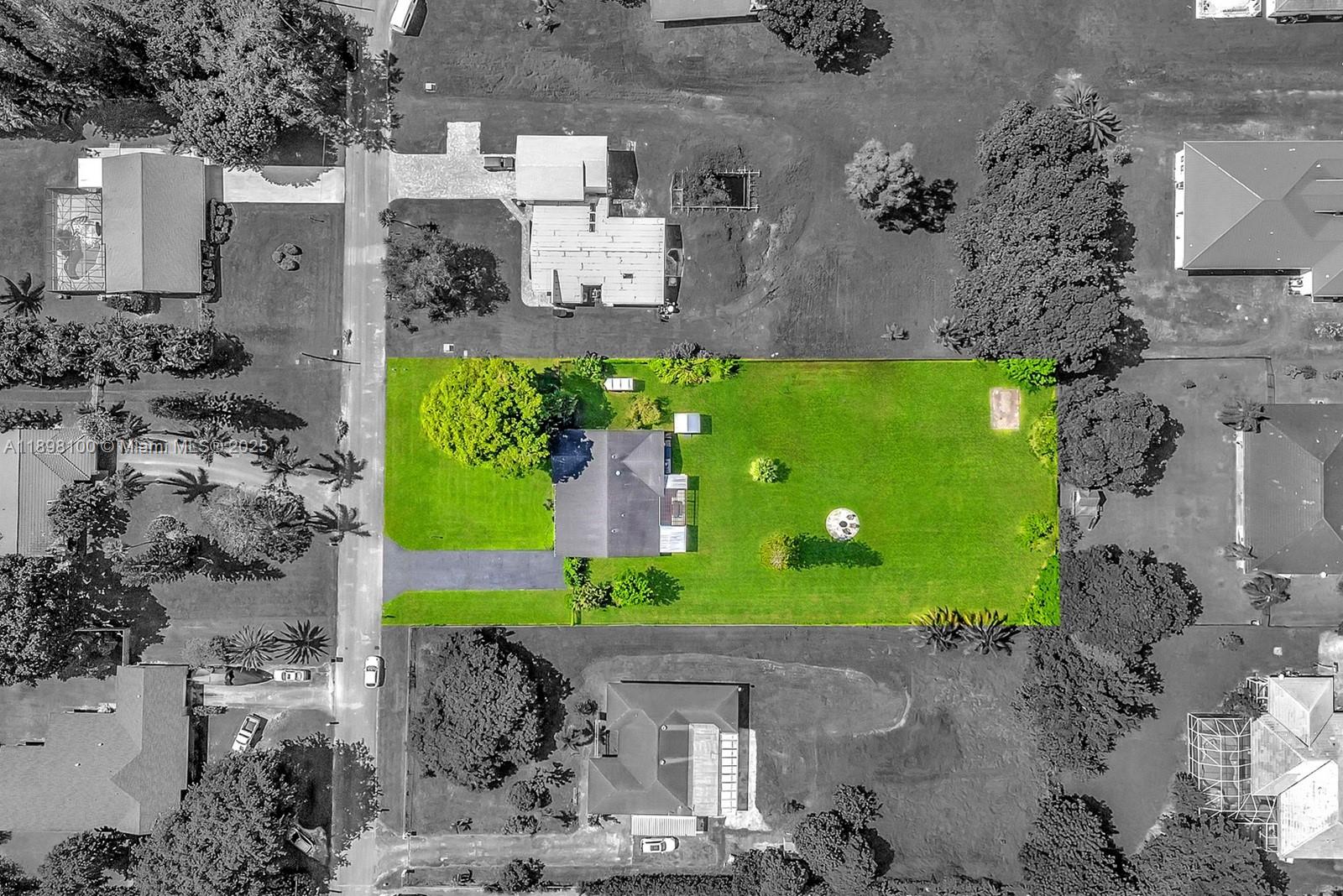 FLA FRUIT LANDS - Residential