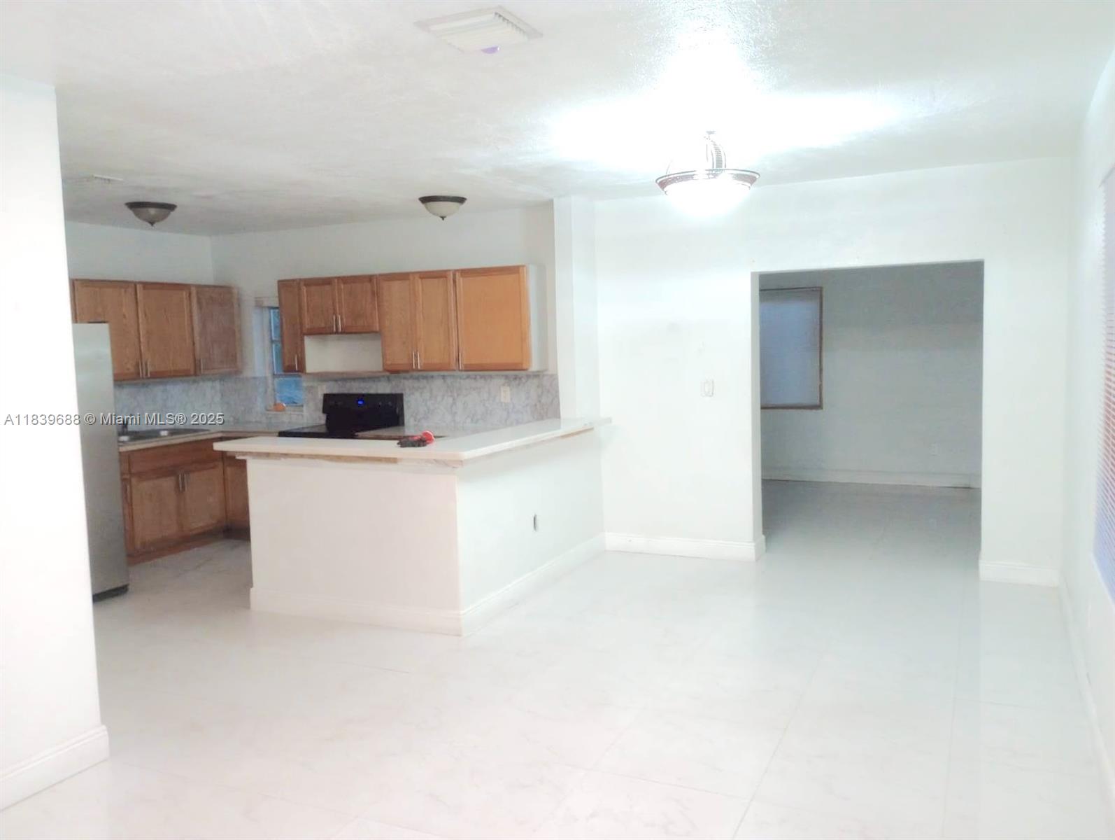 RICHMOND HEIGHTS - Residential