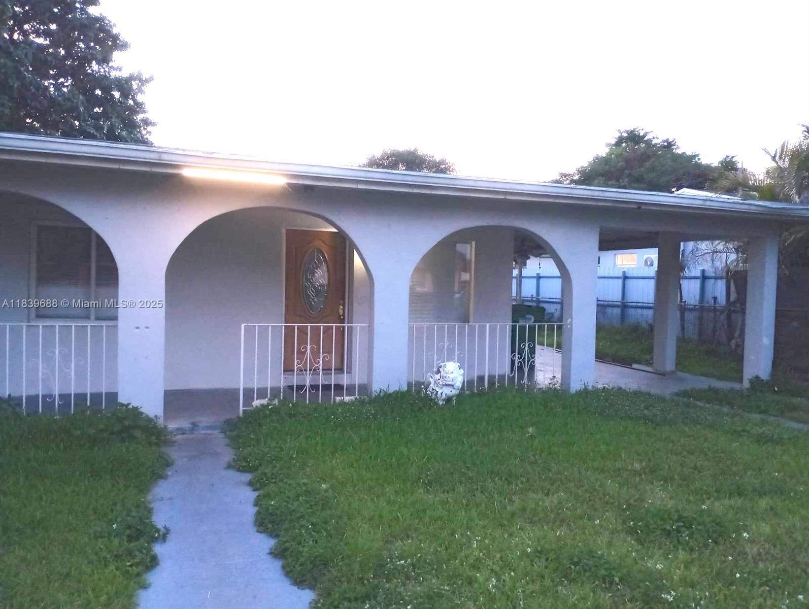 RICHMOND HEIGHTS - Residential