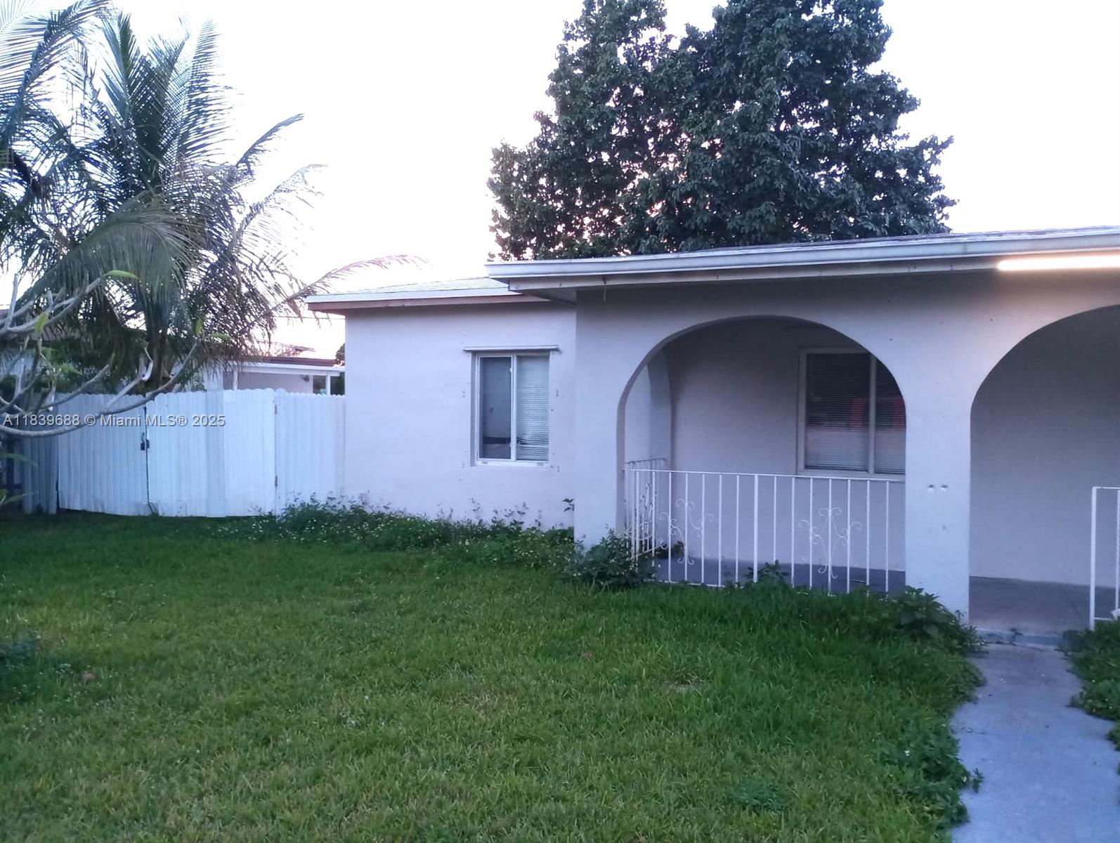 RICHMOND HEIGHTS - Residential