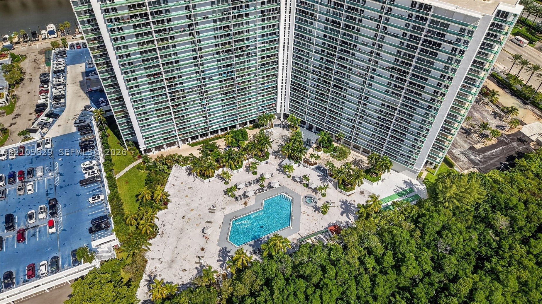 100 Bayview Dr 710