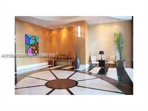 VIZCAYNE SOUTH CONDO - Residential