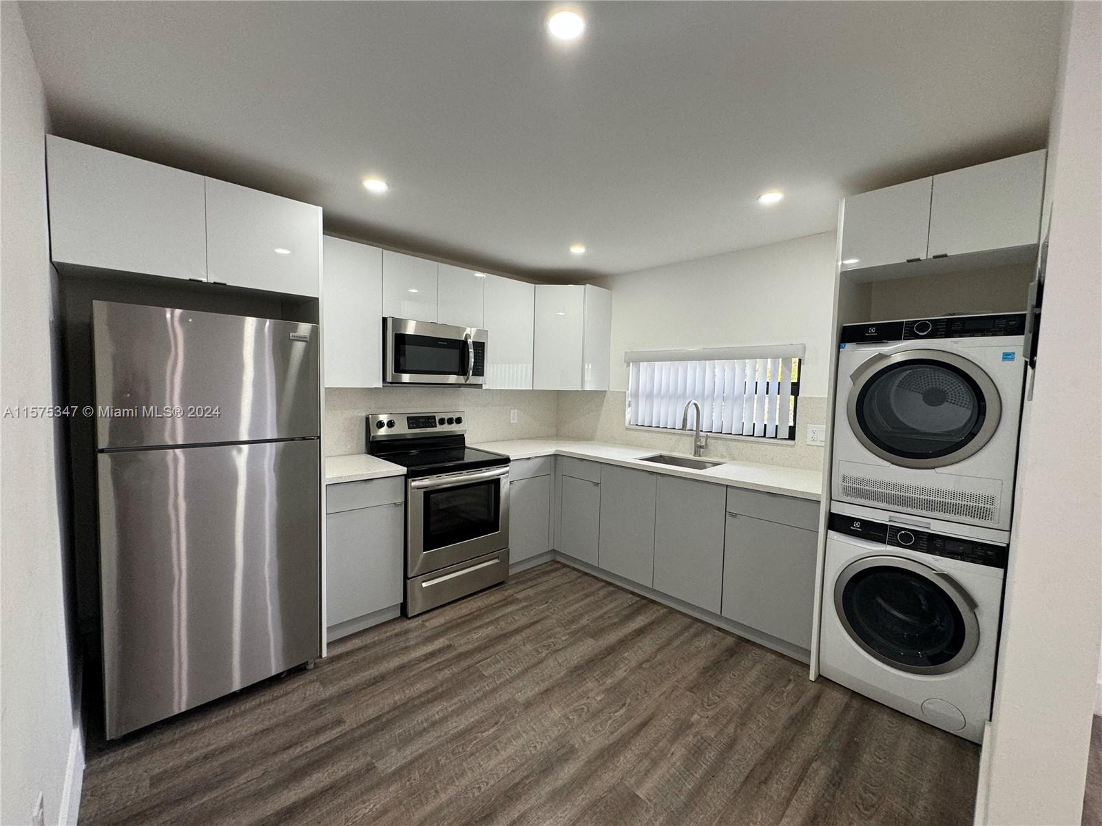 THE ROADS CONDO APTS - Residential Lease