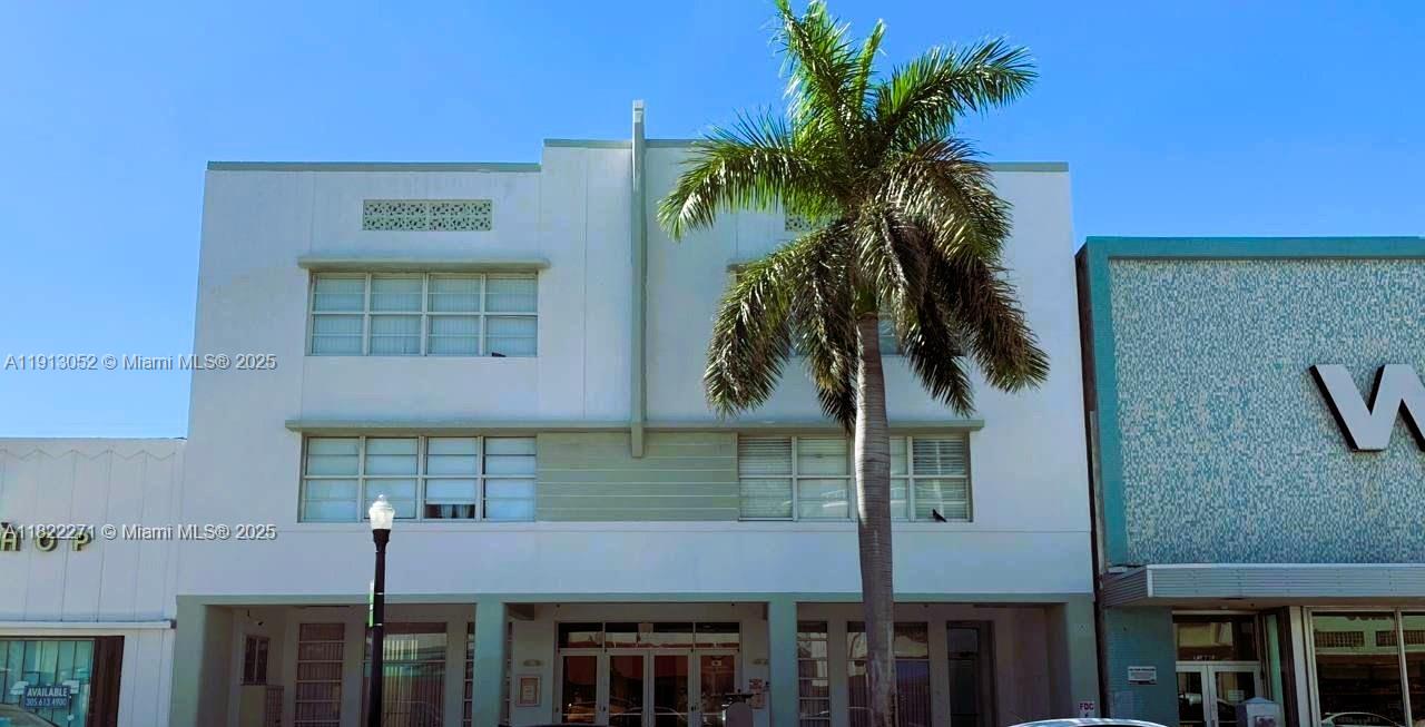 WELWORTH CONDO - Residential Lease