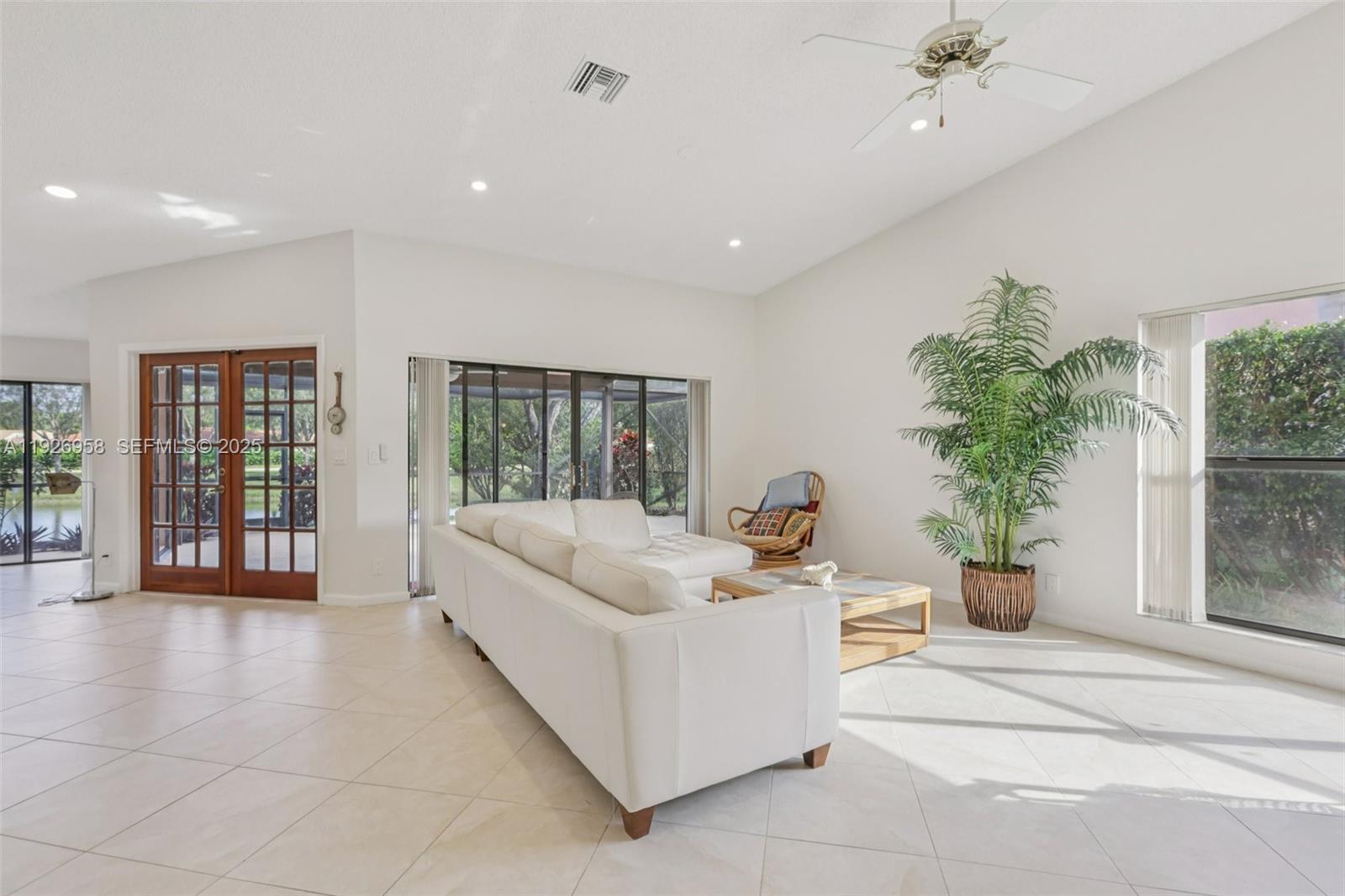 MARBELLA WOODS - Residential