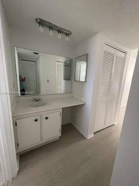 POINCIANA 10 PINE ISLAND - Residential