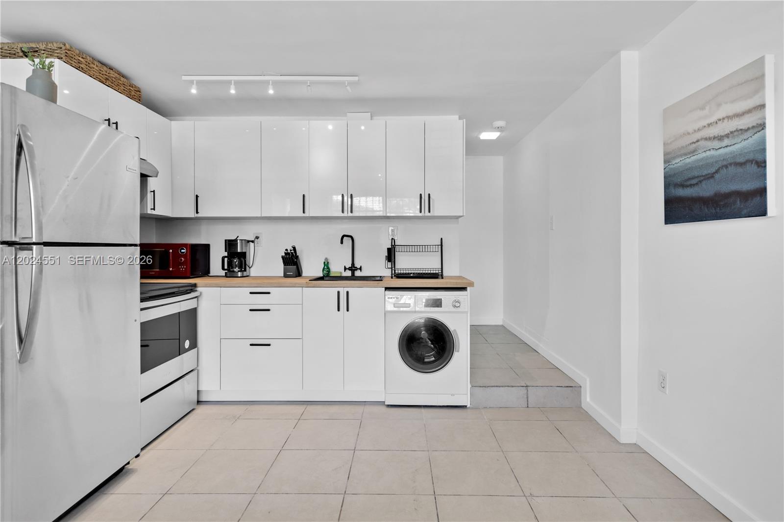 PARKDALE - Residential Lease