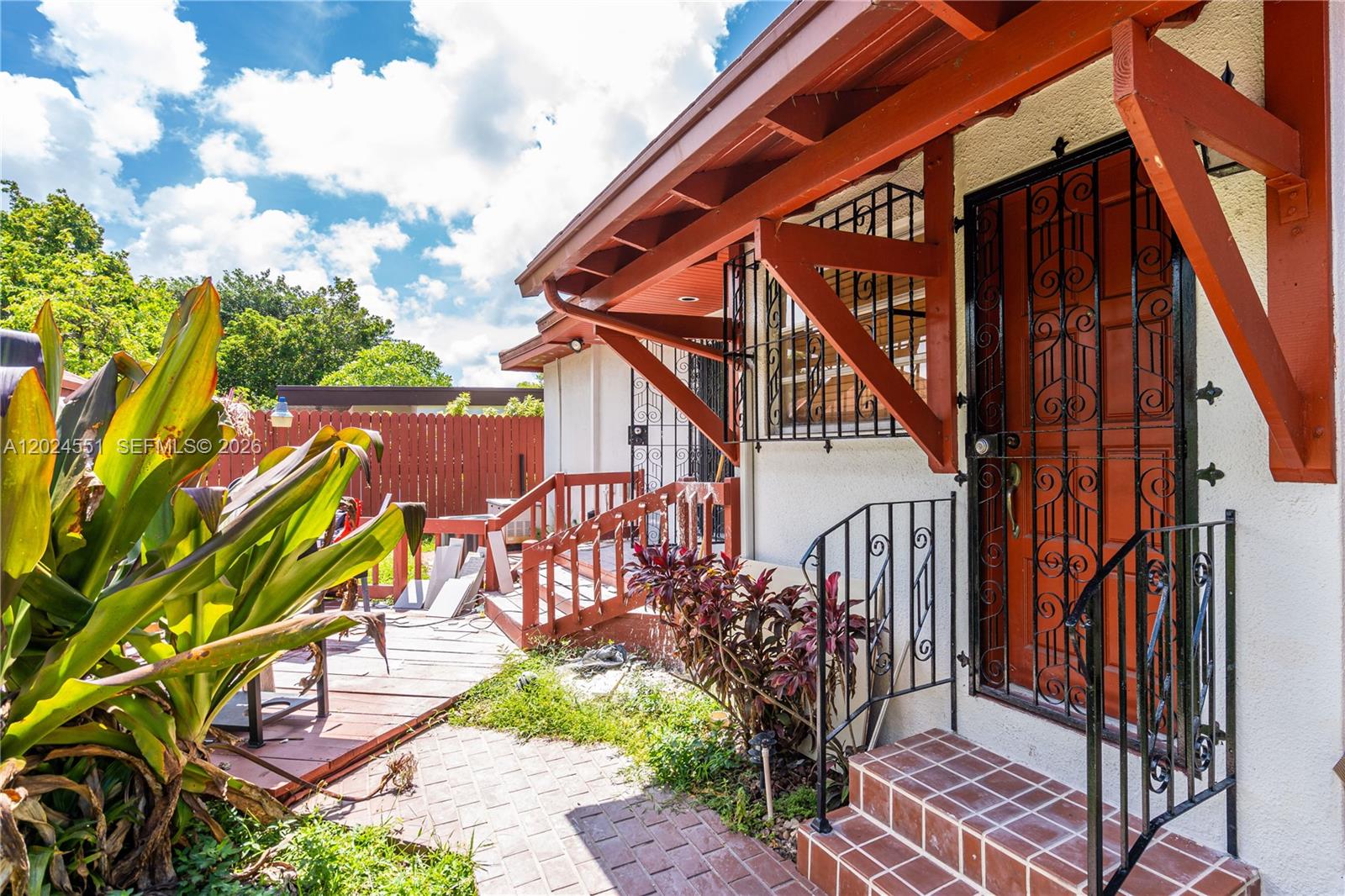 PARKDALE - Residential Lease