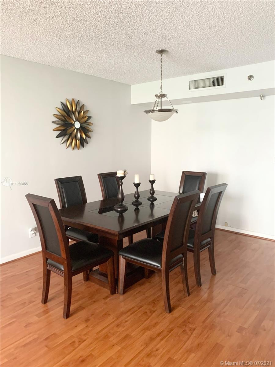 PARC CENTRAL AVENTURA EAS - Residential Lease