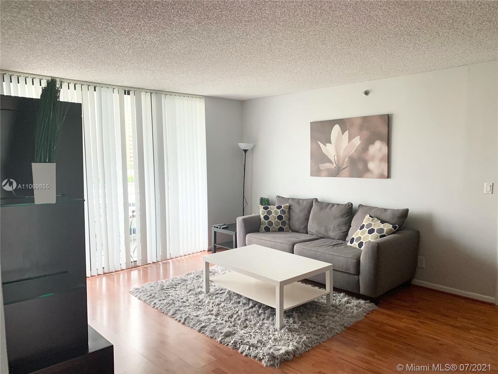 PARC CENTRAL AVENTURA EAS - Residential Lease