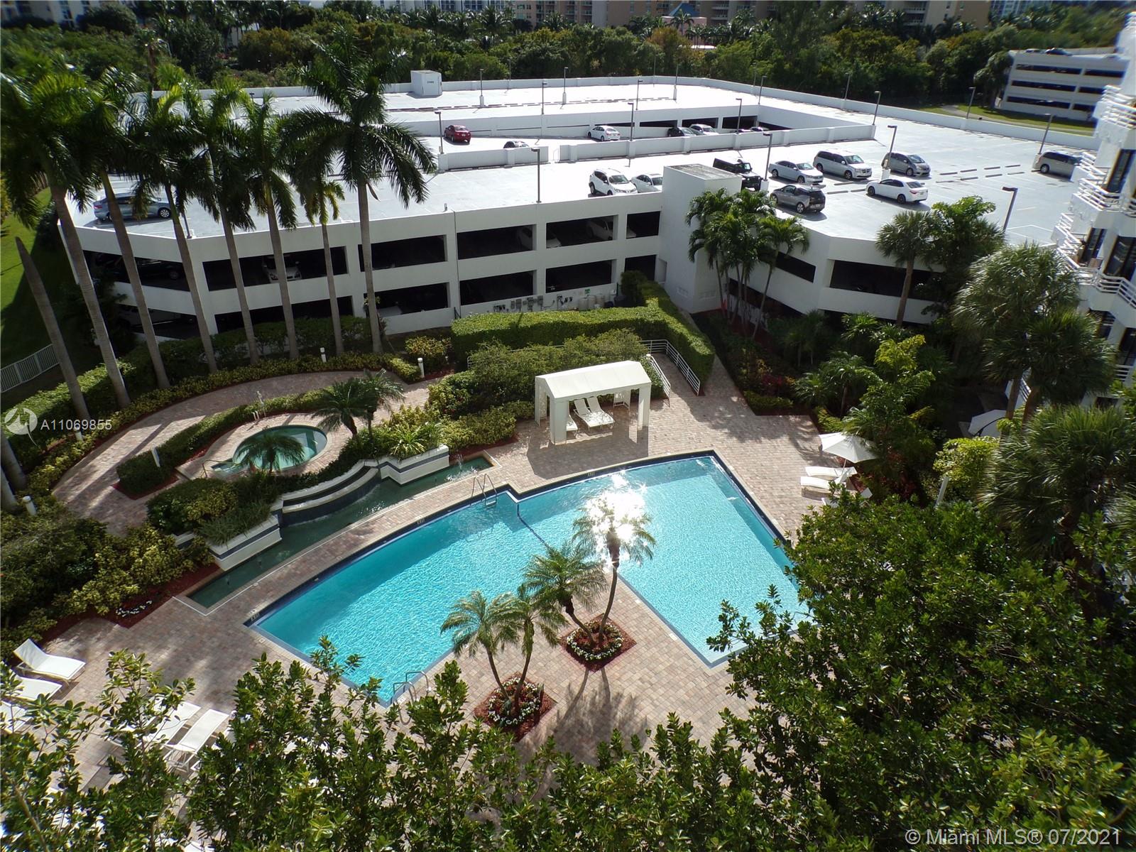 PARC CENTRAL AVENTURA EAS - Residential Lease