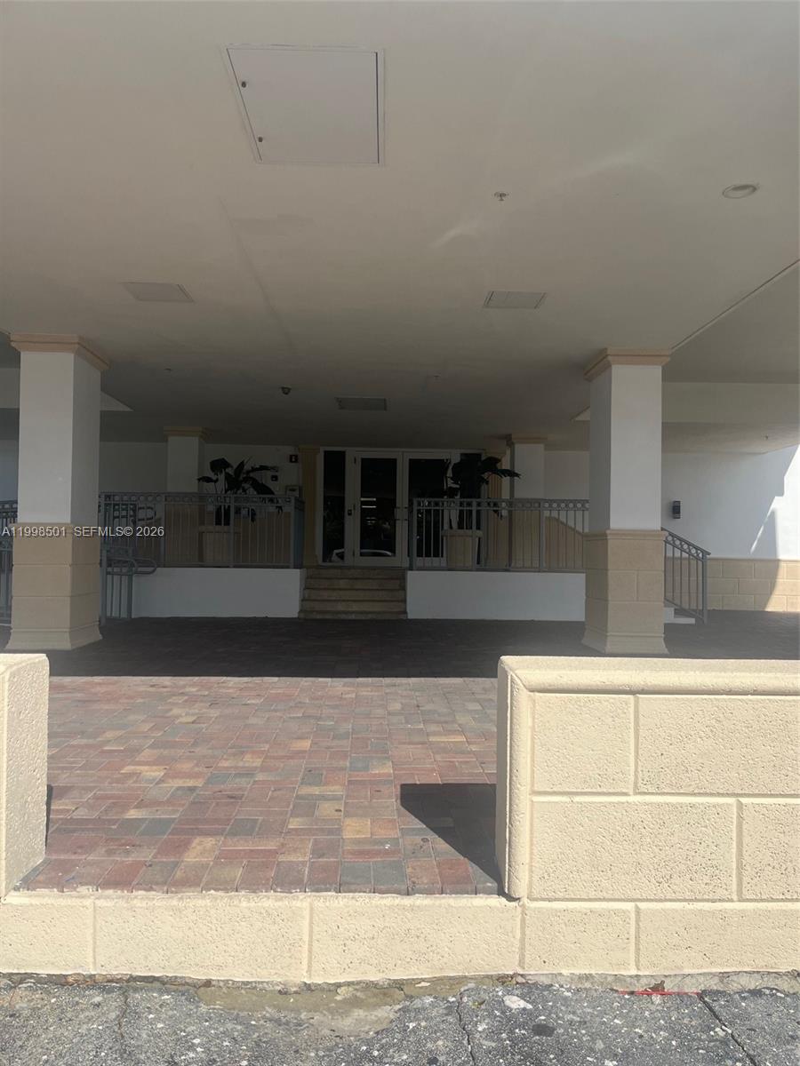 CARIBBEAN TOWERS CONDO - Residential