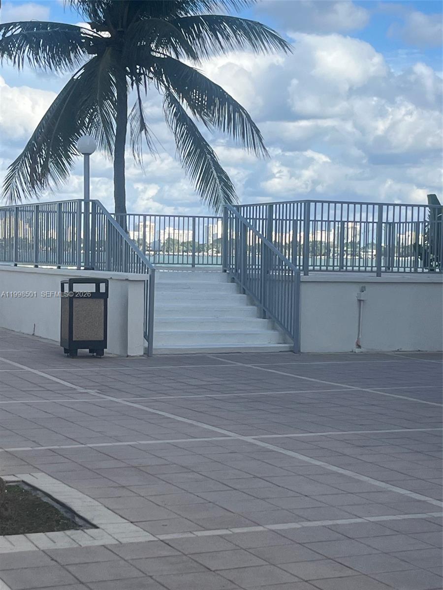 CARIBBEAN TOWERS CONDO - Residential