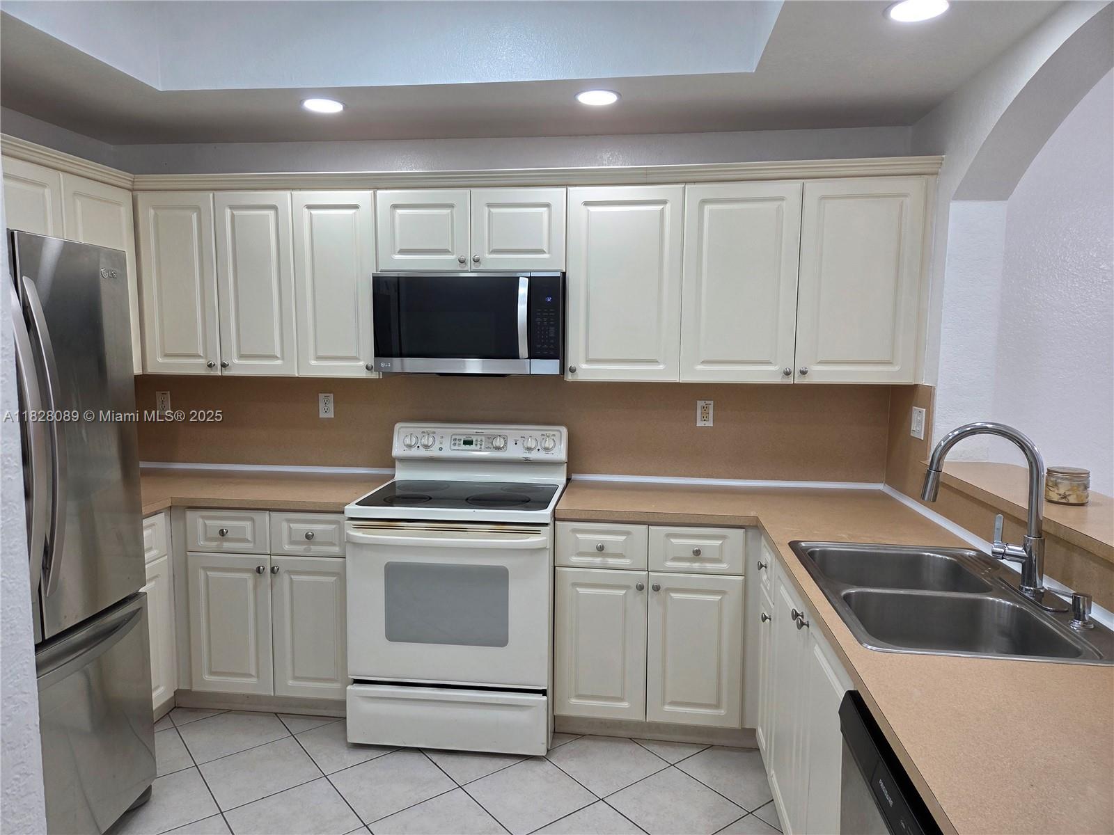8858 W Flagler St 105