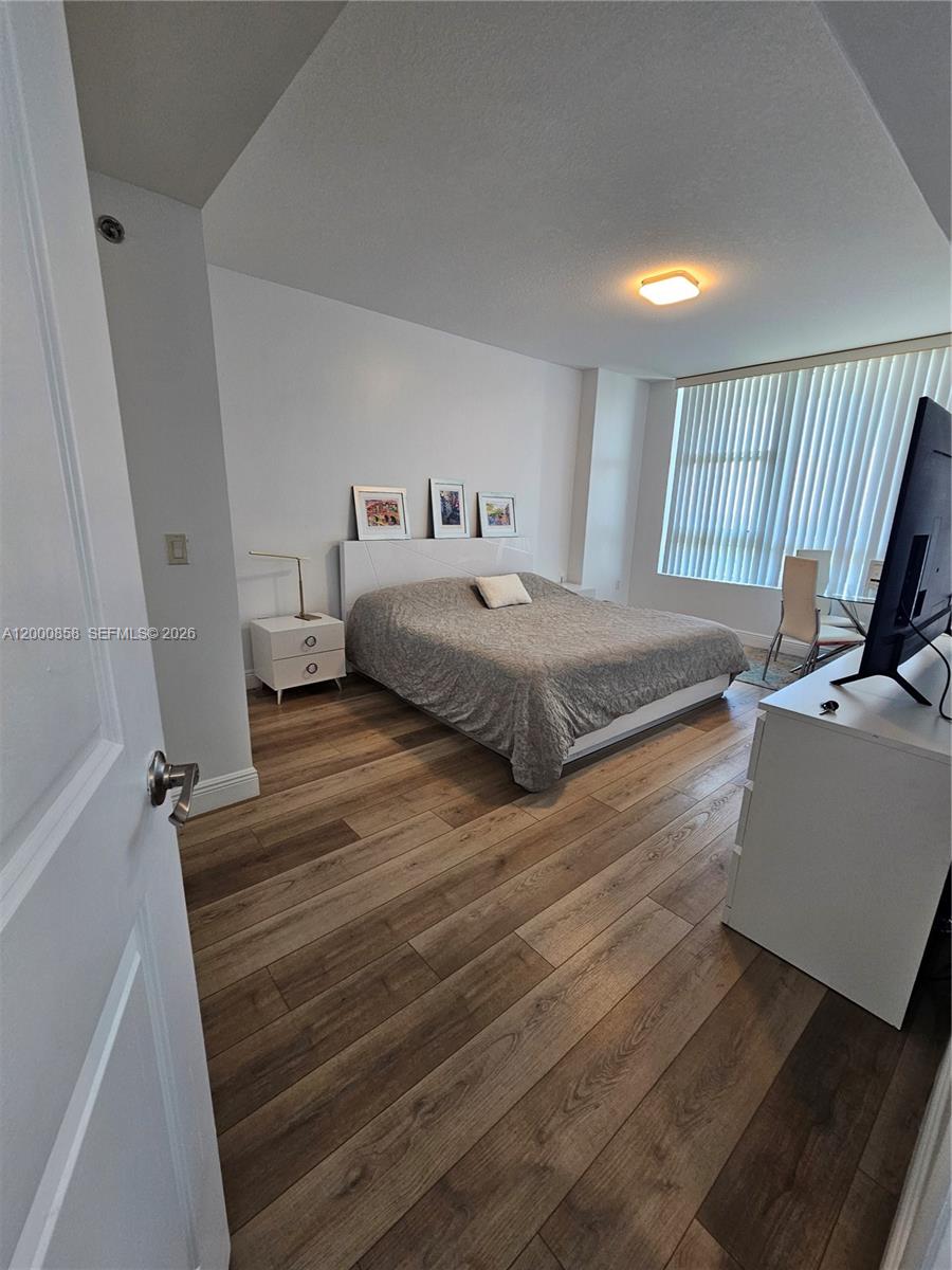 TAO SAWGRASS CONDOMINIUM - Residential