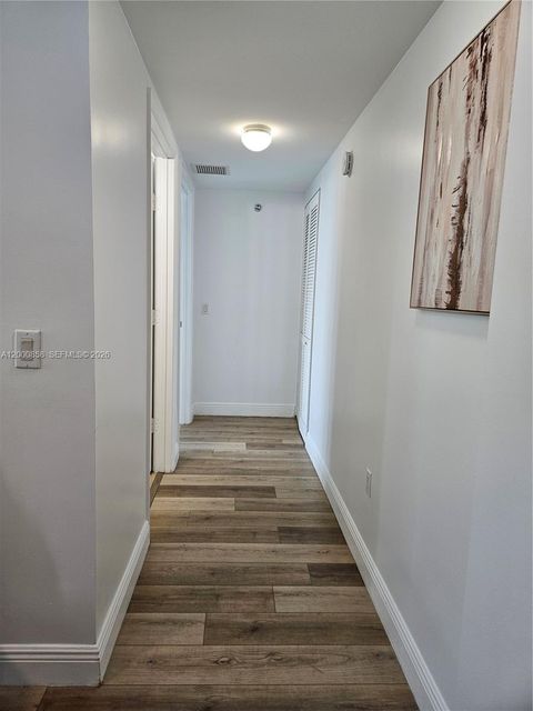 Tiny photo for 2681 N Flamingo Rd #1805S, Sunrise, FL 33323 (MLS # A12000858)