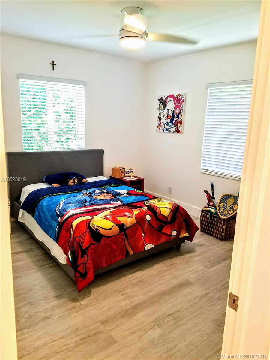 TAMIAMI ACRES PLAN 2 - Residential Lease