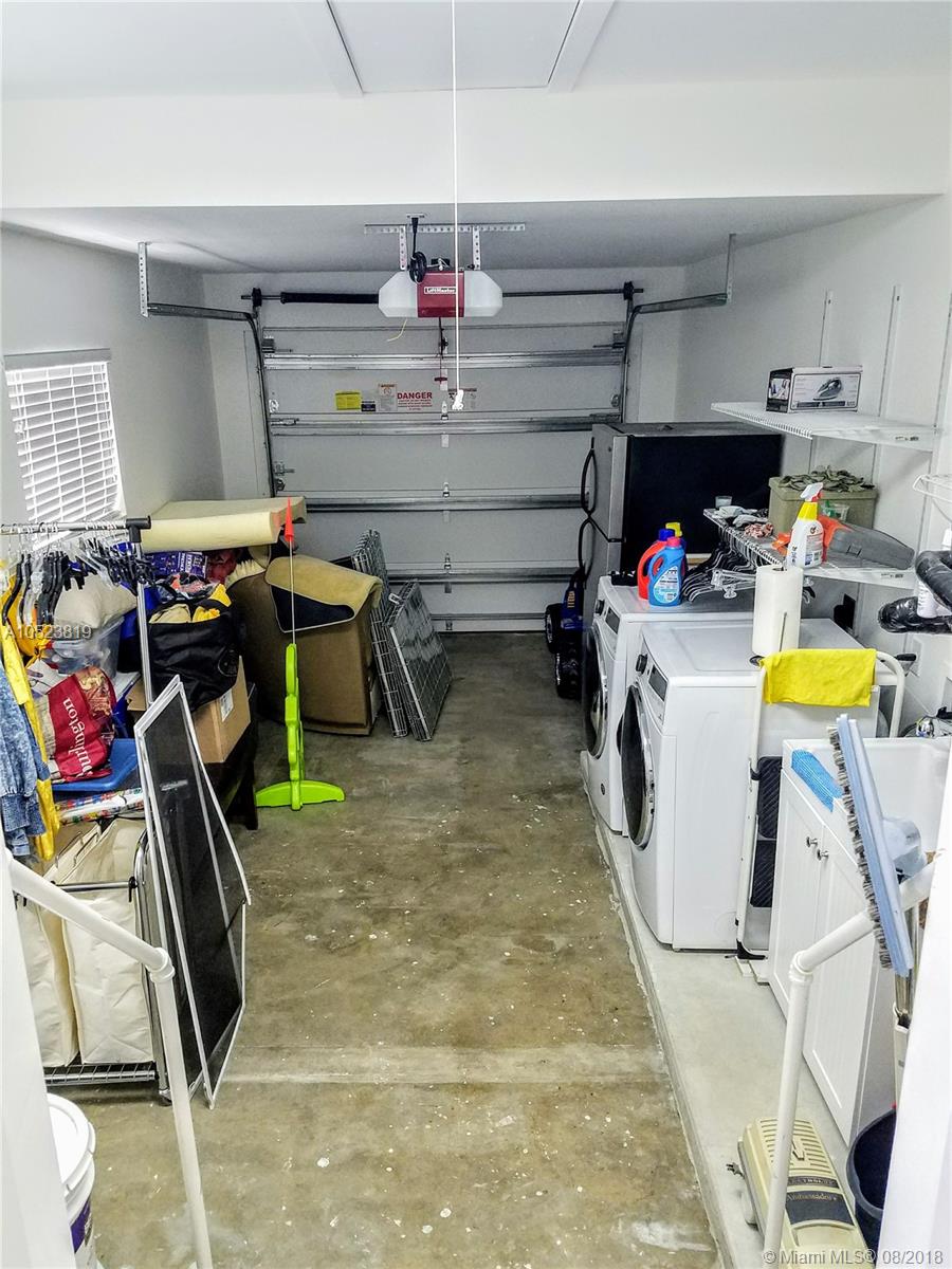 TAMIAMI ACRES PLAN 2 - Residential Lease