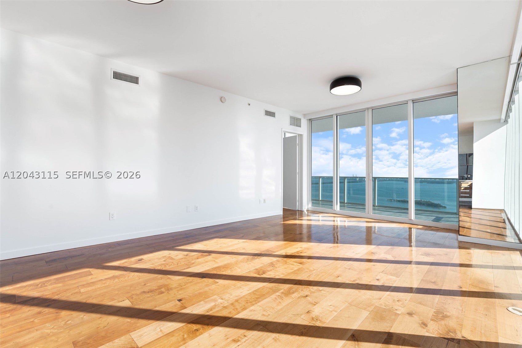 2020 N Bayshore Dr 3510