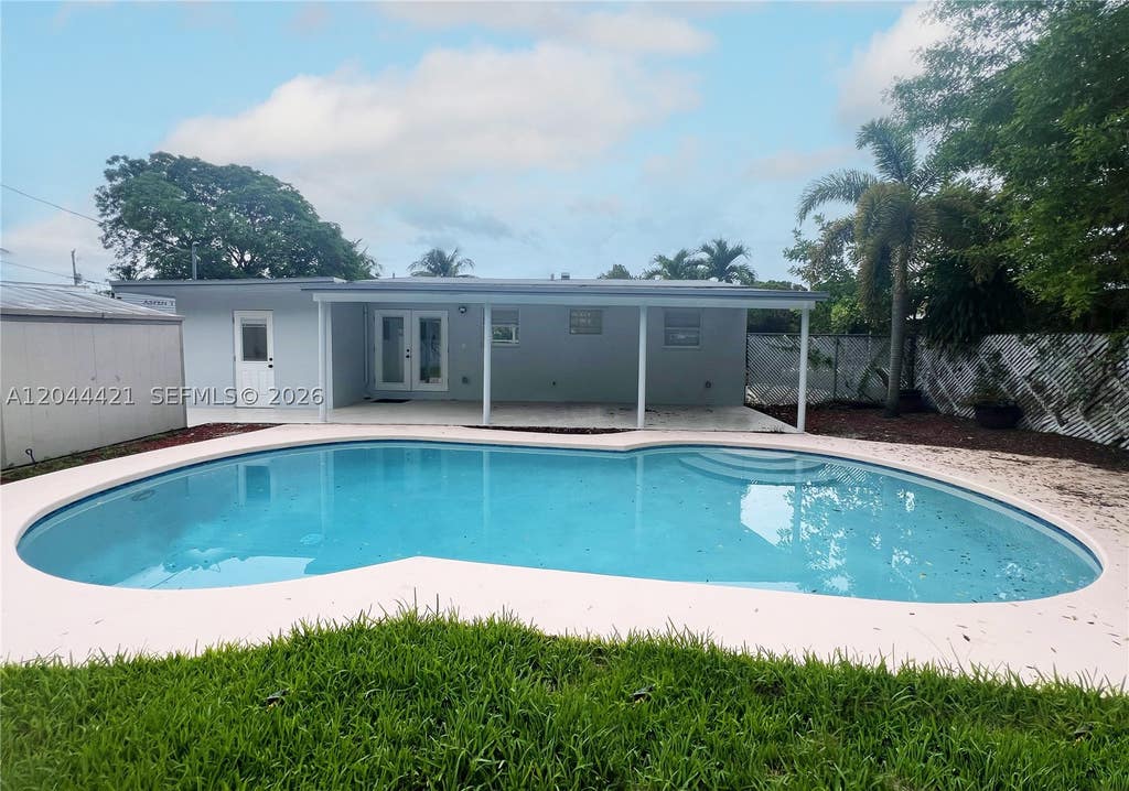 Photo of 2679 NW 57th Ter, Margate, FL 33063 (MLS # A12044421)
