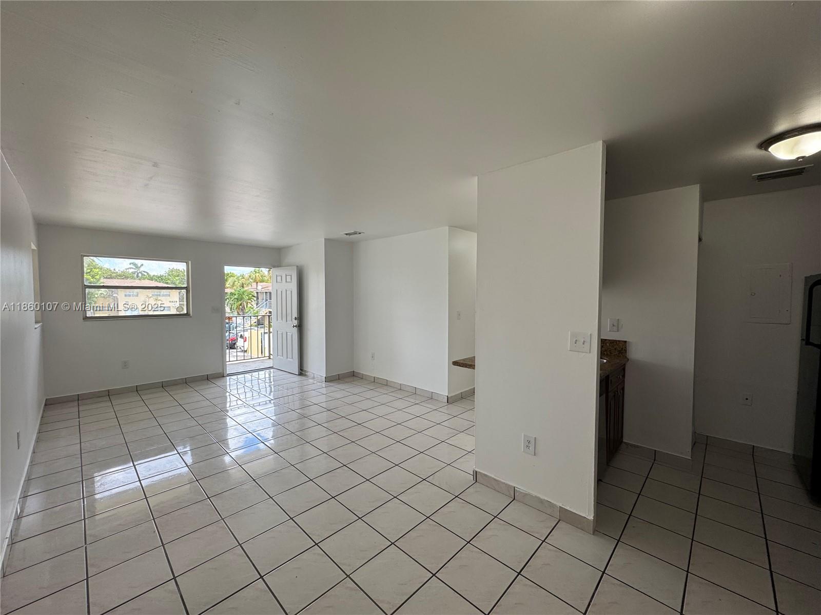 15699 SW 73rd Cir Ter 1-10