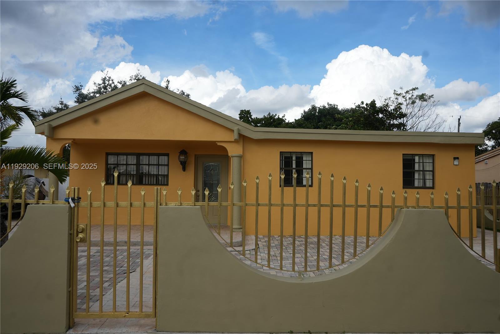 RICMAR HEIGHTS - Residential