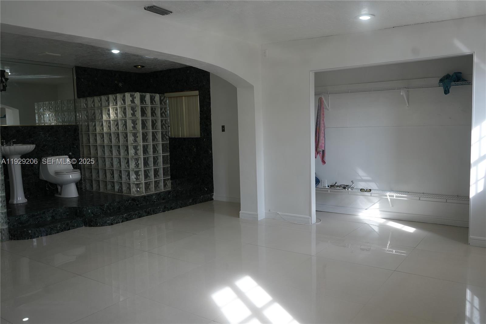 RICMAR HEIGHTS - Residential