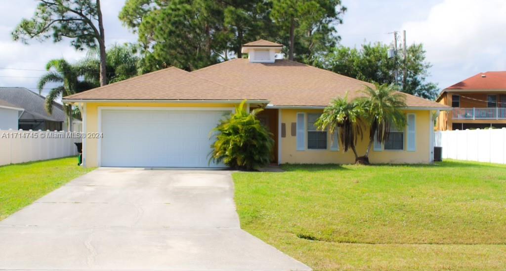 EXCELLENT LOCATION! Seller is motivated and willing to accept reasonable offers. Owner is flexible for closing costs assistance! OWNER OCCUPIED!! Easy to show. DO NOT MISS OUT ON THIS OPPORTUNITY!
The 3-bedroom, 2-bathroom layout provides plenty of room for customization. While the kitchen is ready for new cabinets and the bathrooms could use minor updates, the possibilities to make it shine are endless.
Situated in the heart of Port St. Lucie, this home is conveniently located near shopping, dining, and entertainment.
Whether you're looking to renovate for yourself or invest in a growing market, this property is an incredible opportunity.
Bring your vision and unlock the potential of this gem. Schedule your showing today!