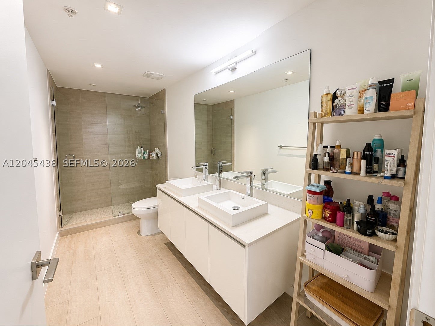 1600 SW 1st Ave 906