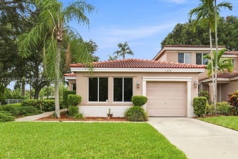 Photo of 1533 W Harmony Lake Cir, Davie, FL 33324 (MLS # A12081221)