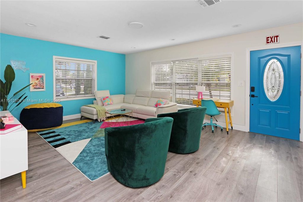 Photo of 1535 Hollywood Blvd, Hollywood, FL 33020 (MLS # A11912506)