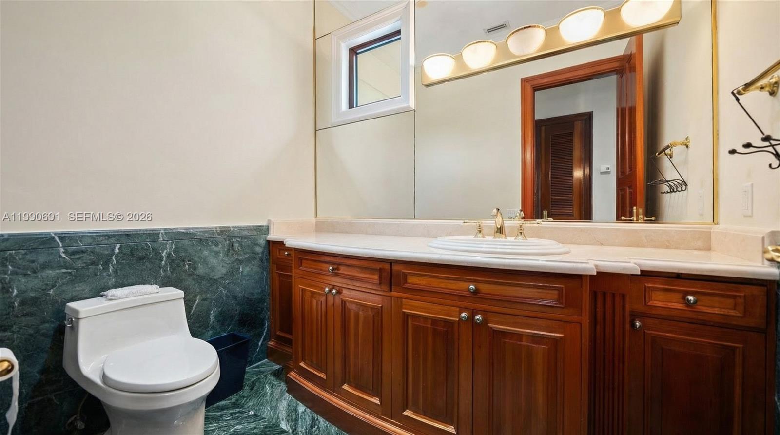 COCOPLUM SEC 1 - Residential