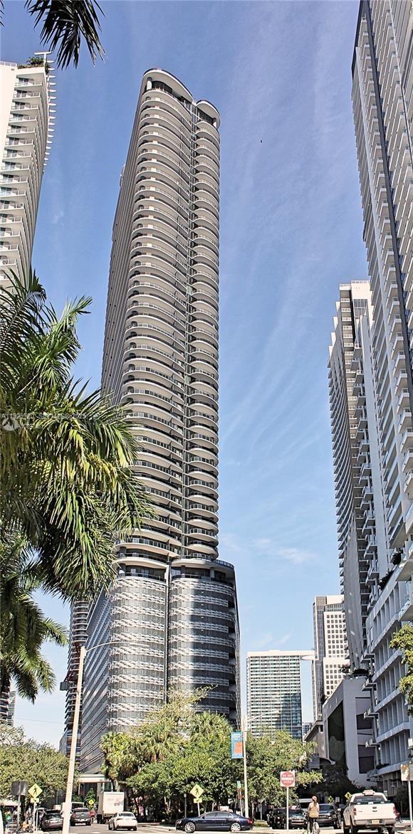 BRICKELL FLATIRON CONDO - Residential Lease