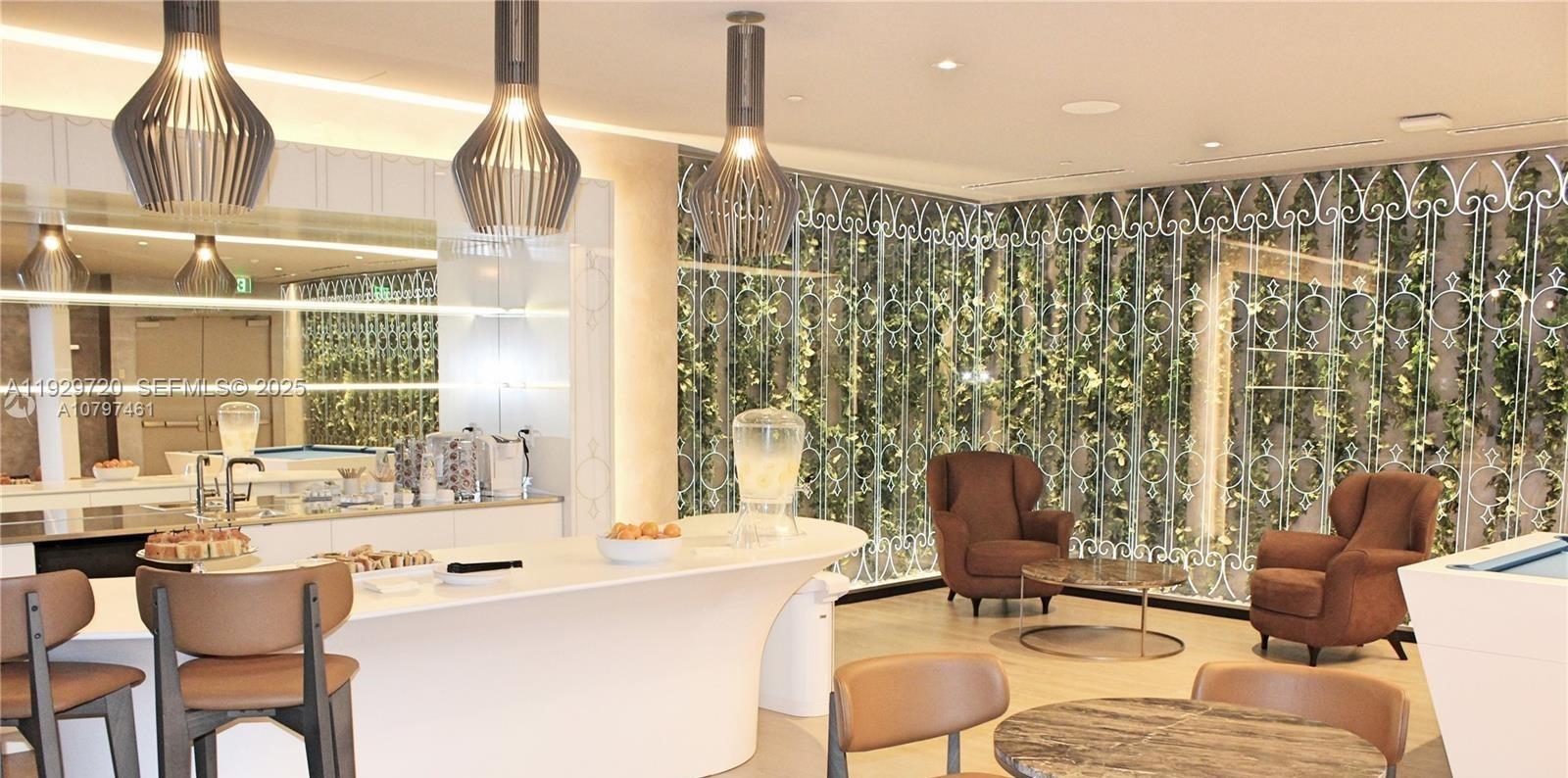 1000 Brickell Plaza 3210