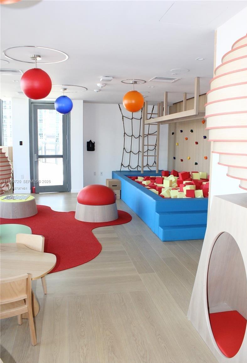 BRICKELL FLATIRON CONDO - Residential Lease