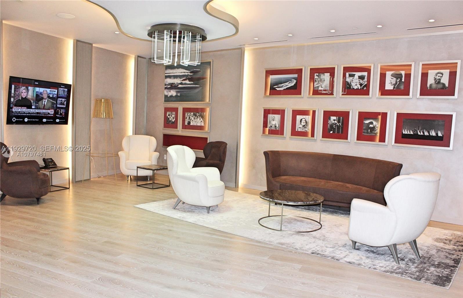 1000 Brickell Plaza 3210