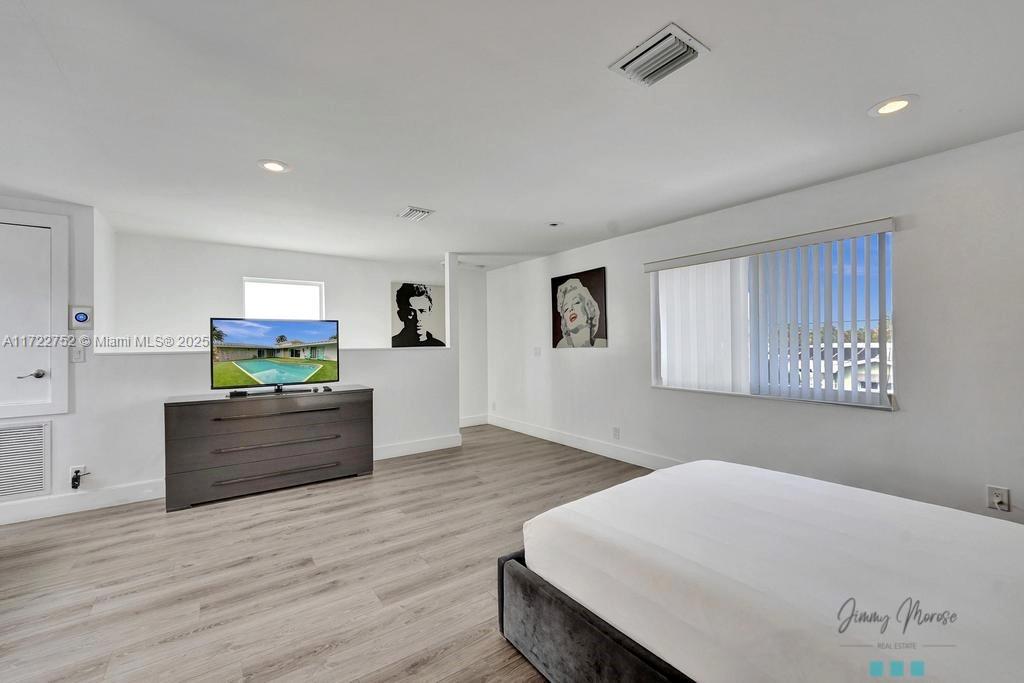 BOULEVARD PARK ISLES SEC - Residential