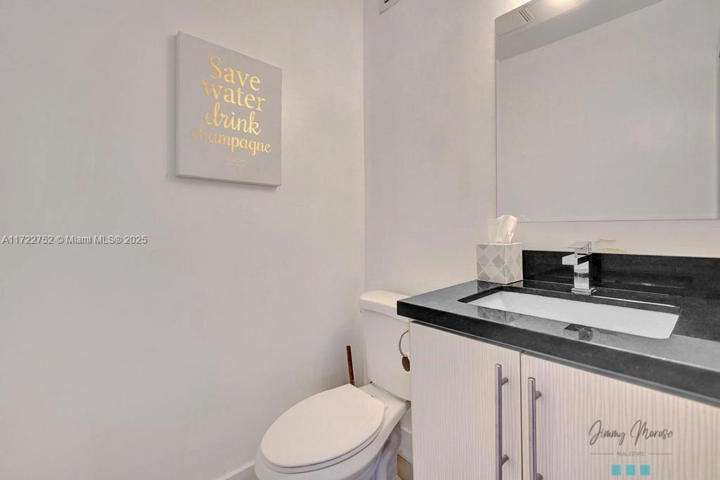 BOULEVARD PARK ISLES SEC - Residential