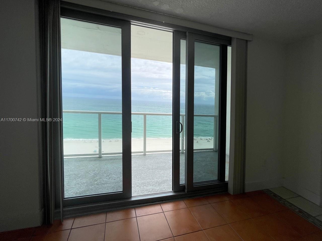 Rental Property at 5701 Collins Ave 1604, Miami Beach, Miami-Dade County, Florida - Bedrooms: 1 
Bathrooms: 2  - $3,400 MO.