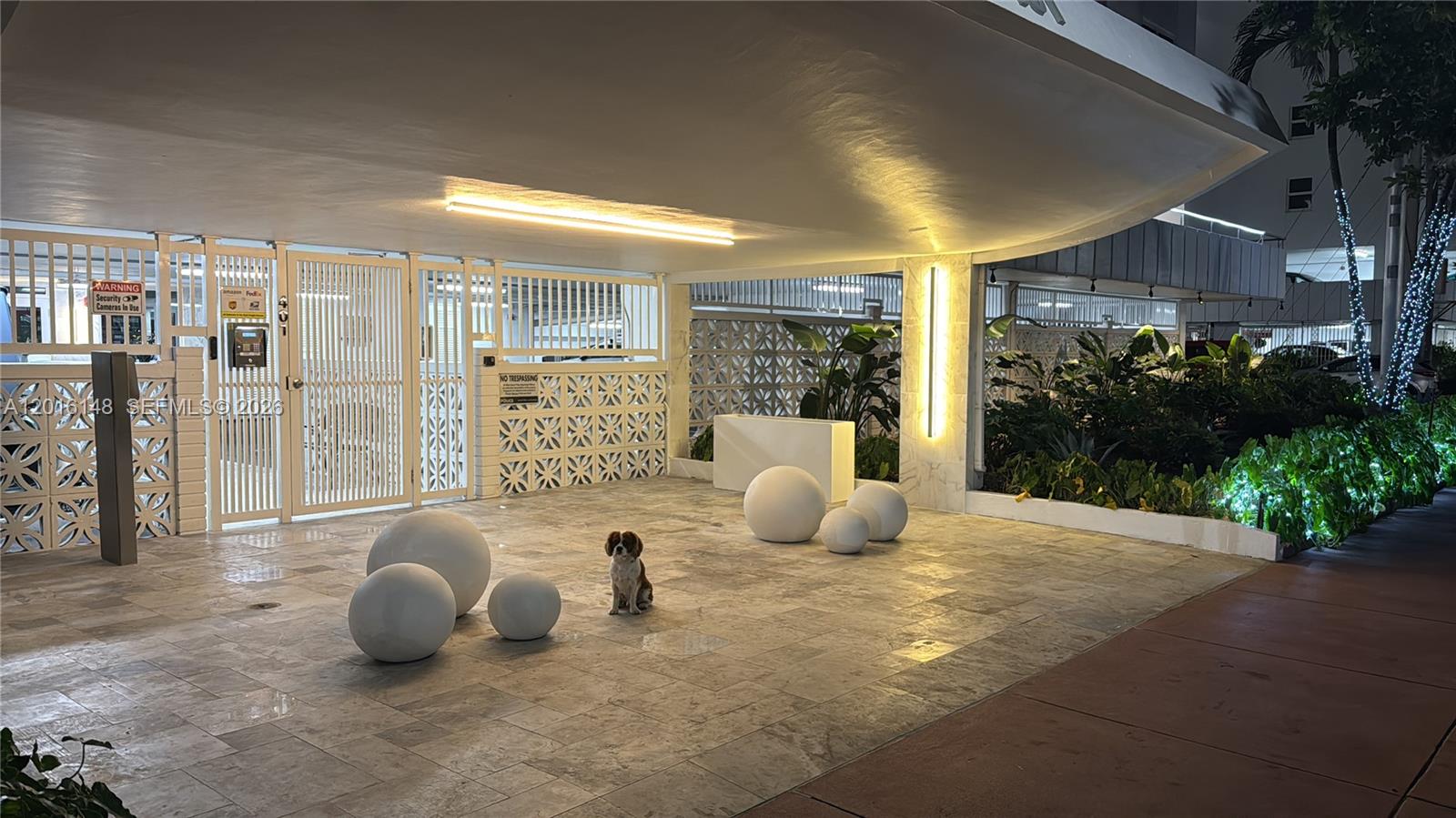 THE PRESIDENTIAL CONDO - Residential Lease