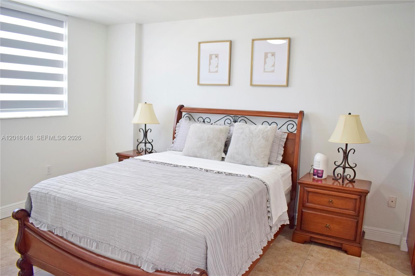THE PRESIDENTIAL CONDO - Residential Lease