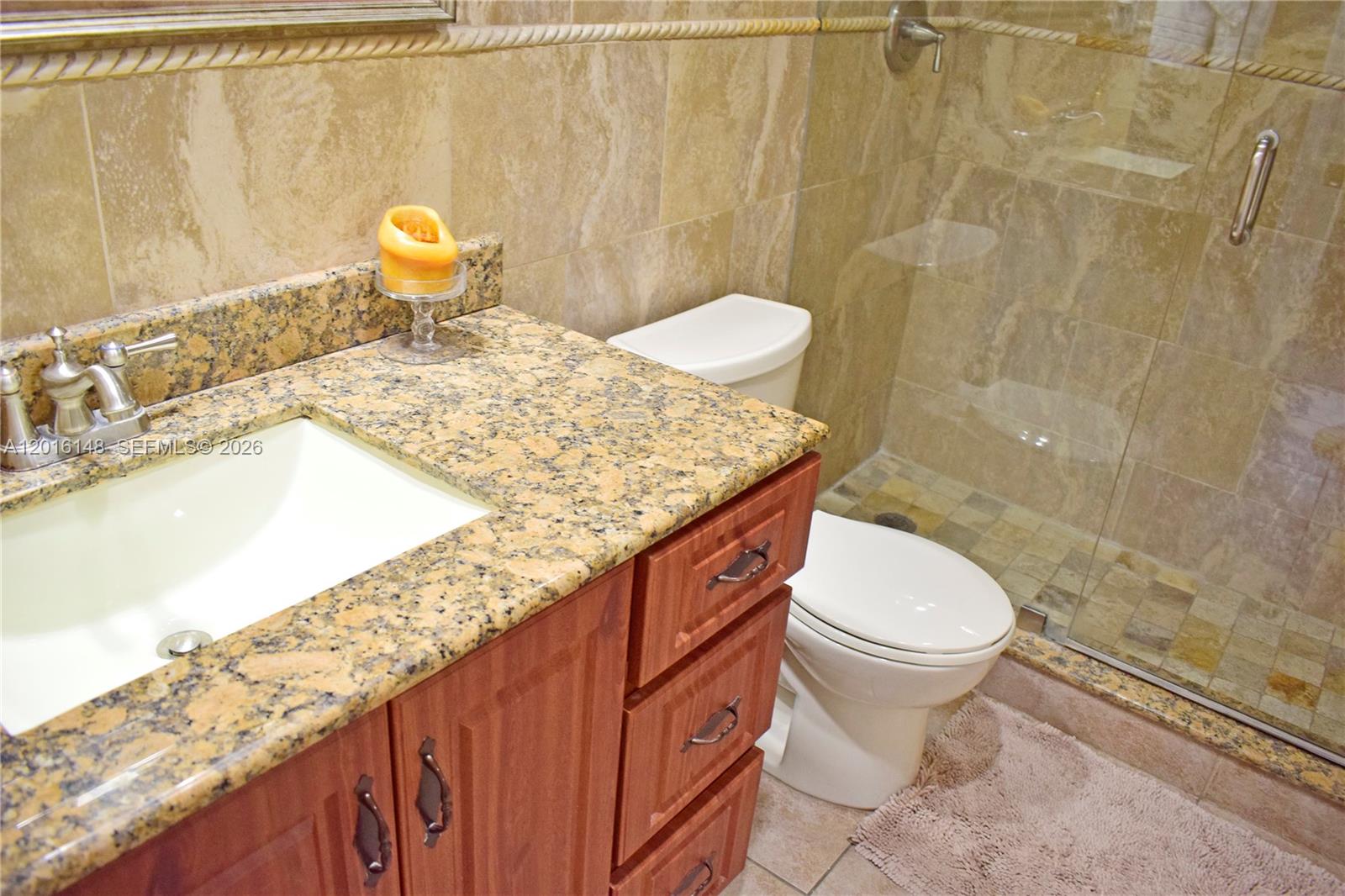 THE PRESIDENTIAL CONDO - Residential Lease