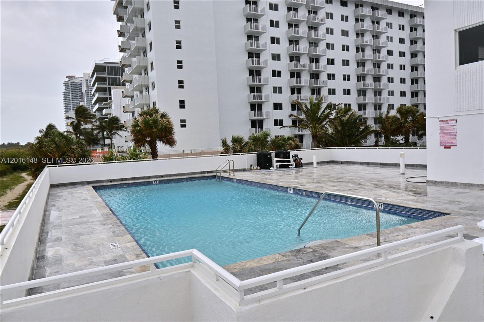 THE PRESIDENTIAL CONDO - Residential Lease