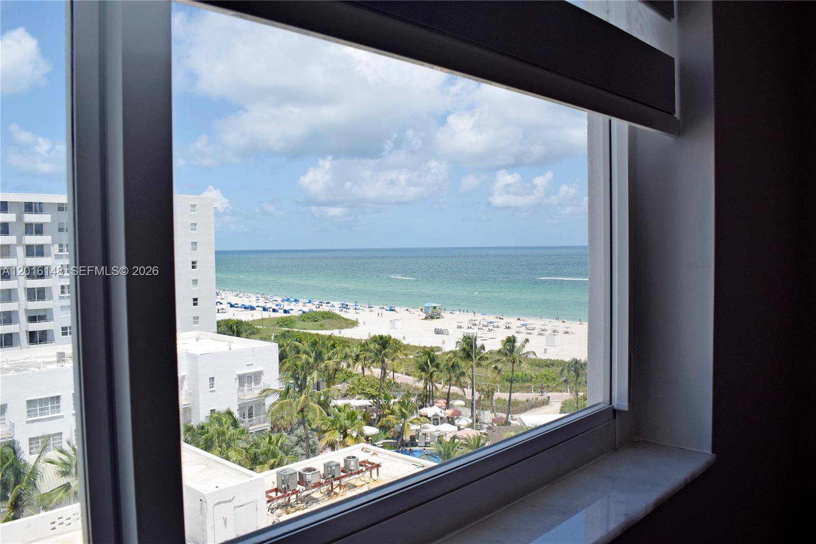 THE PRESIDENTIAL CONDO - Residential Lease