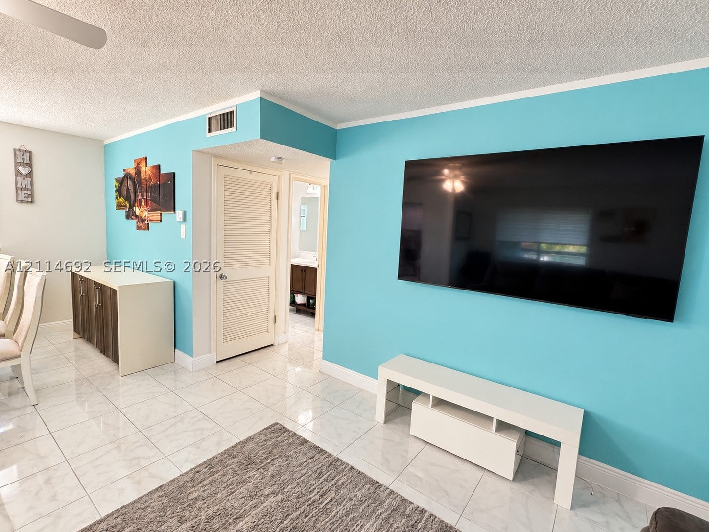 5300 Washington St V407