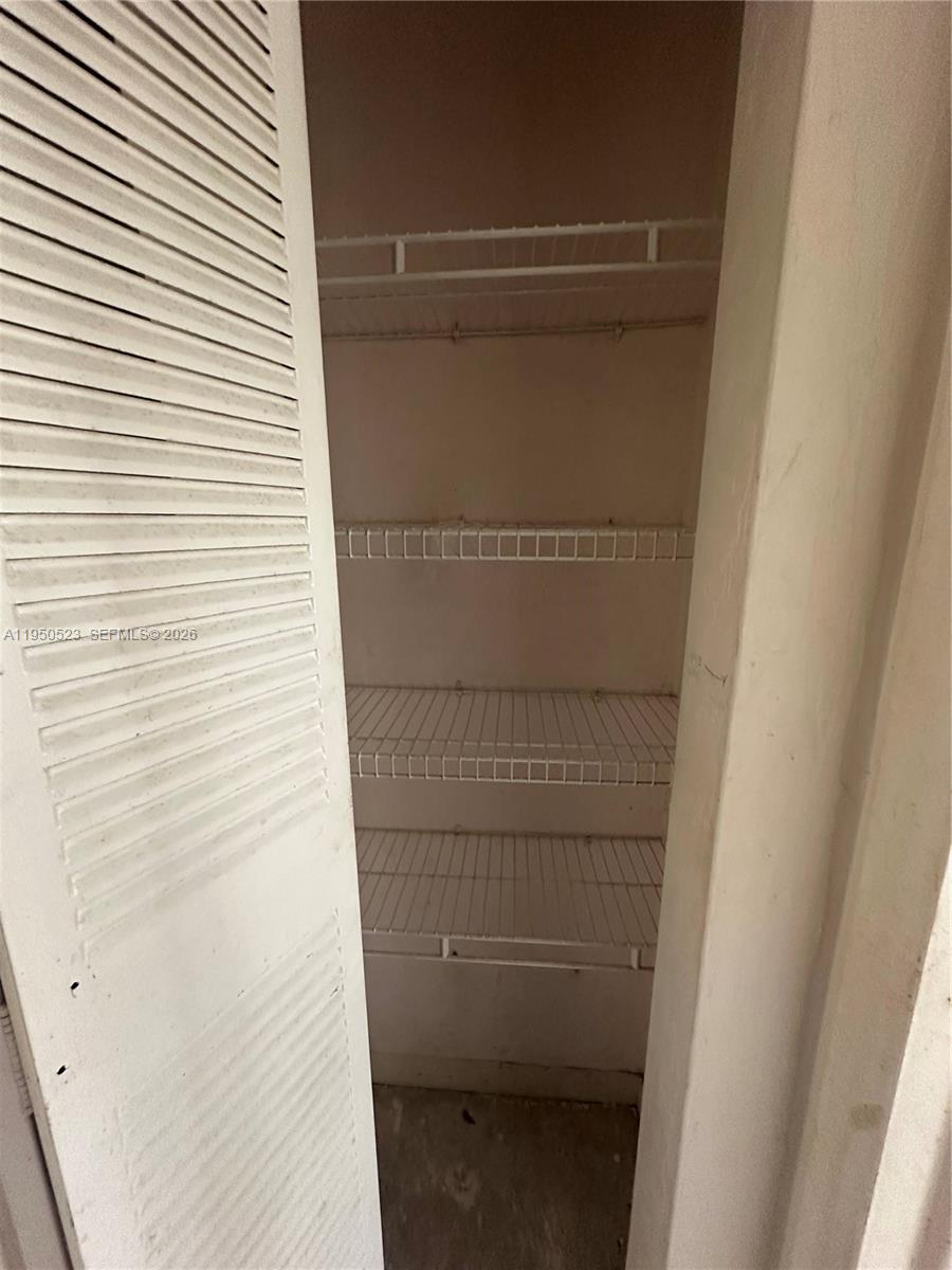 BROOKVIEW CONDO - Residential